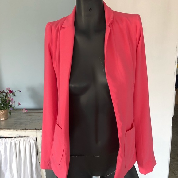 Pink tailored jacket - Picture 2 of 7